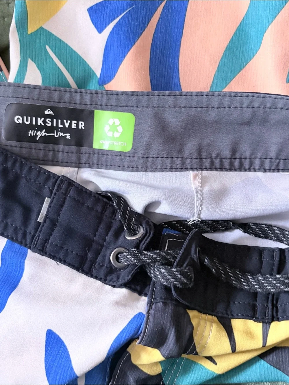 Quiksilver brand style